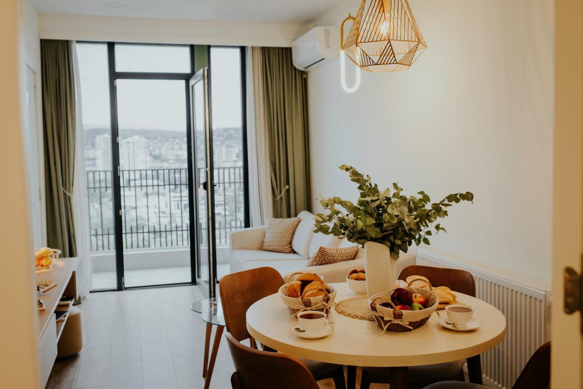 Skyline Luxury Suites Τυφλίδα Εξωτερικό φωτογραφία