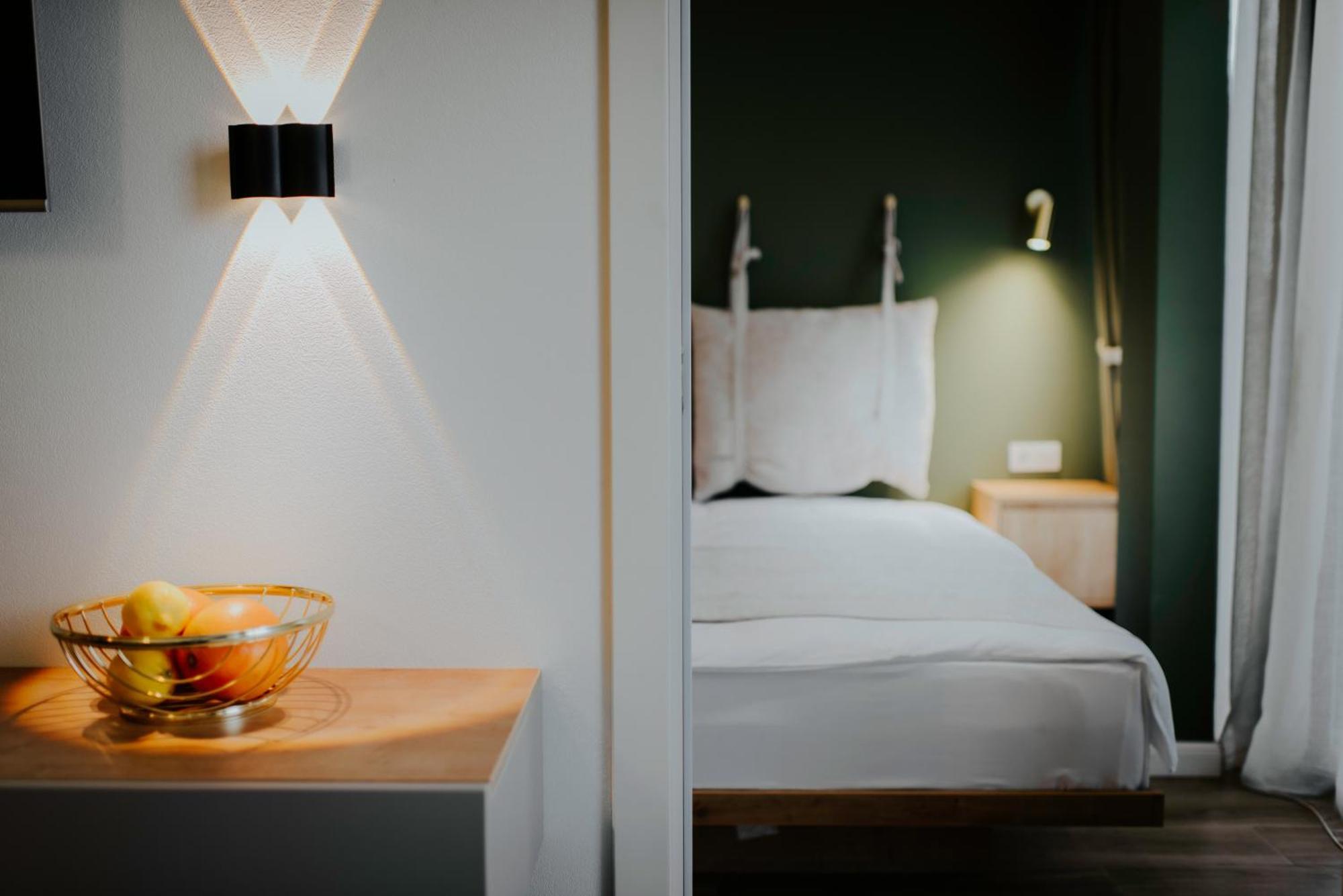 Skyline Luxury Suites Τυφλίδα Εξωτερικό φωτογραφία