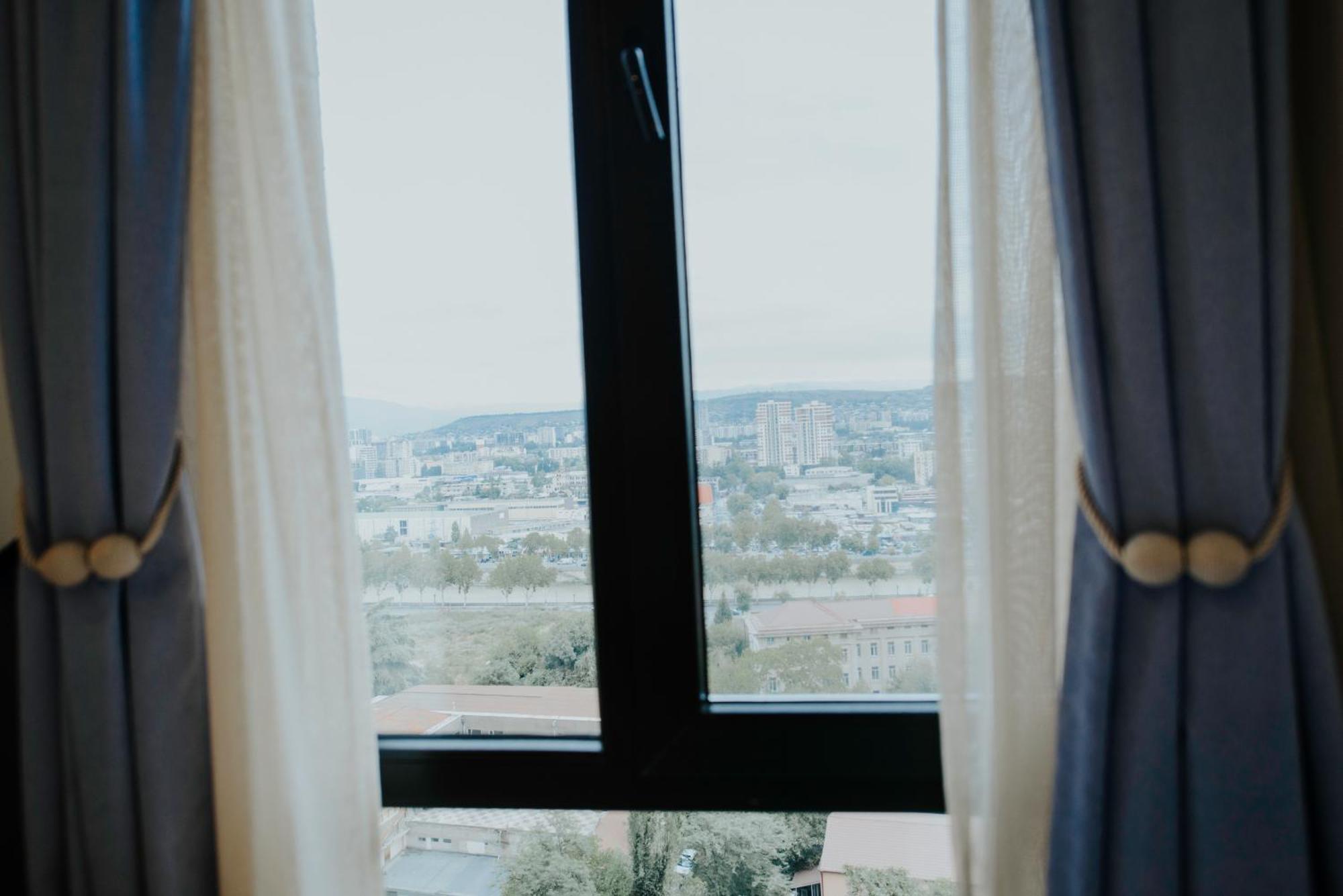 Skyline Luxury Suites Τυφλίδα Εξωτερικό φωτογραφία