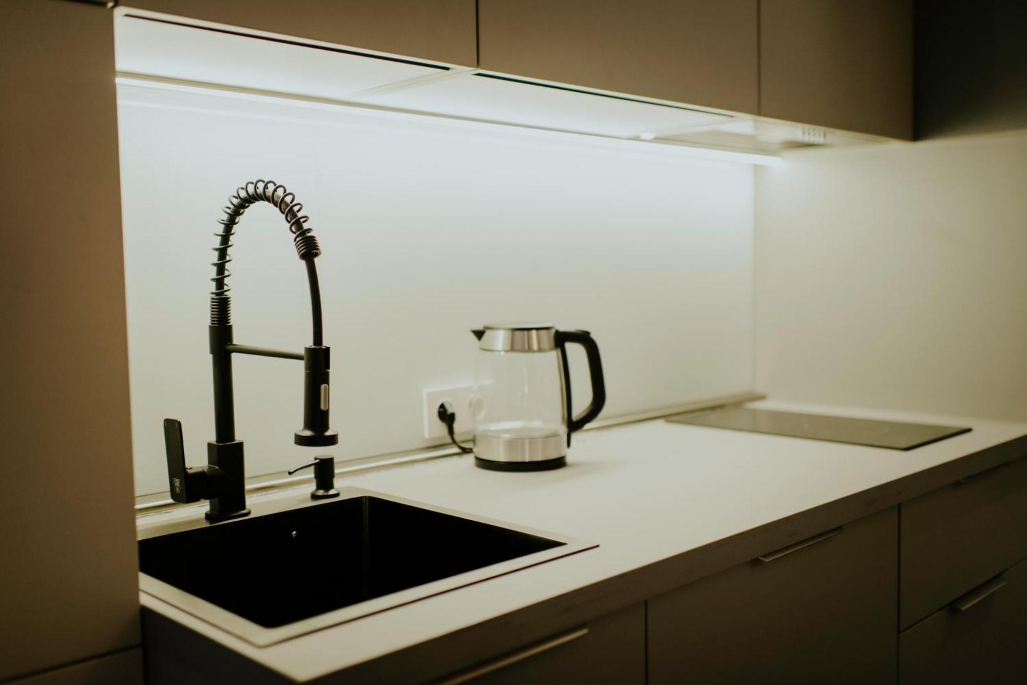Skyline Luxury Suites Τυφλίδα Εξωτερικό φωτογραφία