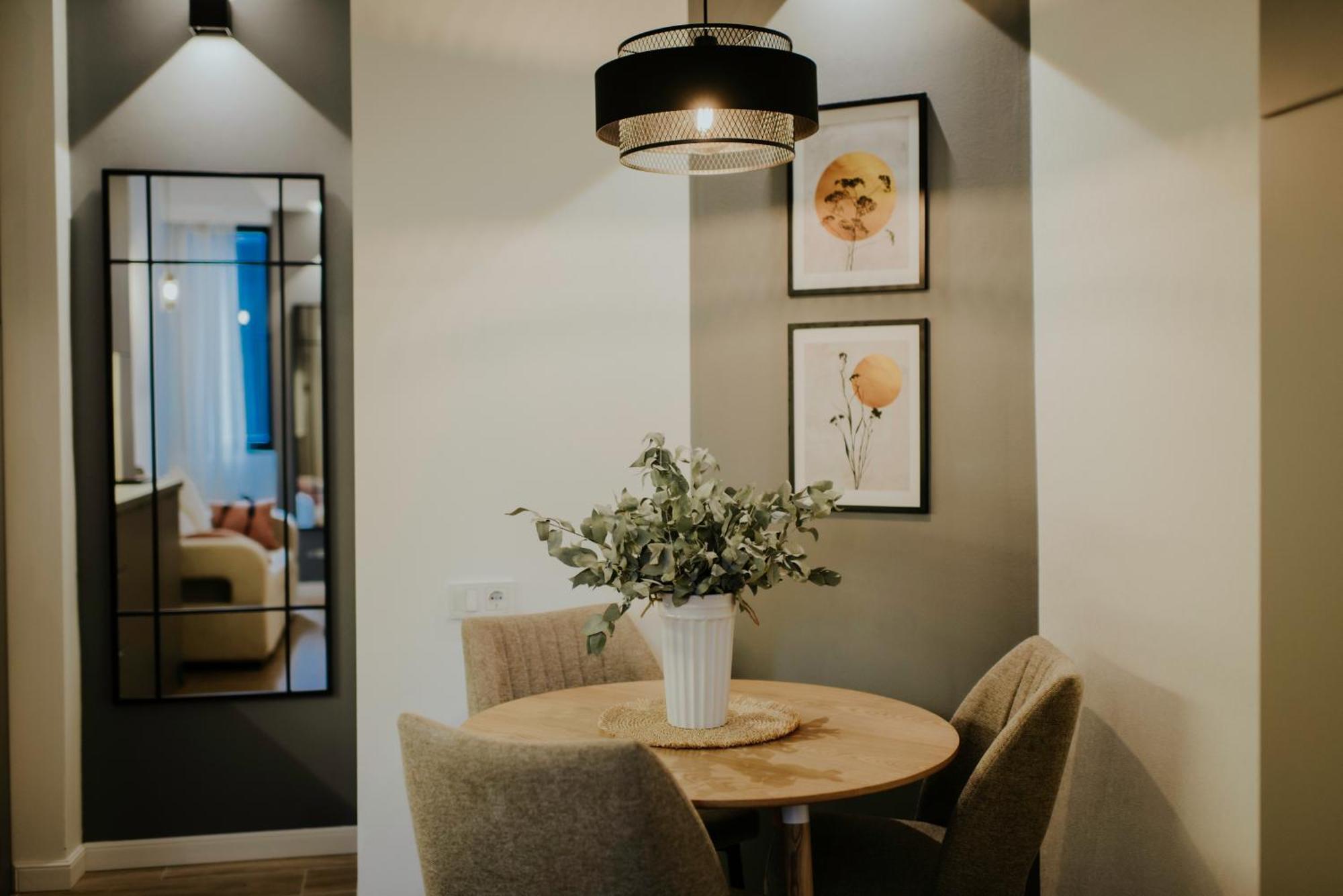 Skyline Luxury Suites Τυφλίδα Εξωτερικό φωτογραφία