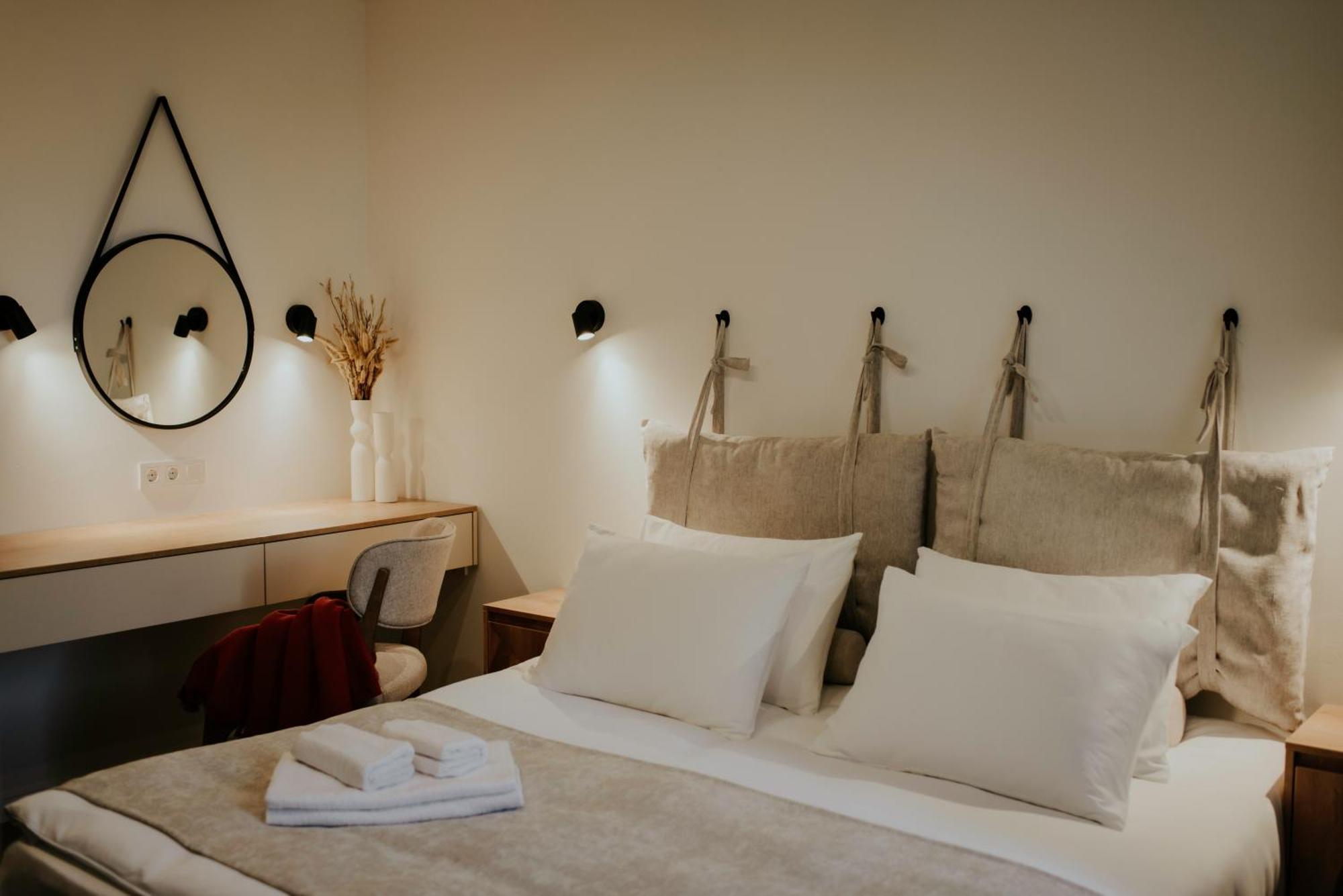 Skyline Luxury Suites Τυφλίδα Εξωτερικό φωτογραφία