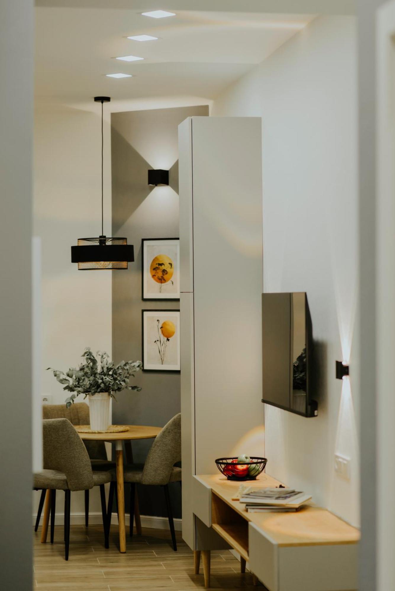 Skyline Luxury Suites Τυφλίδα Εξωτερικό φωτογραφία