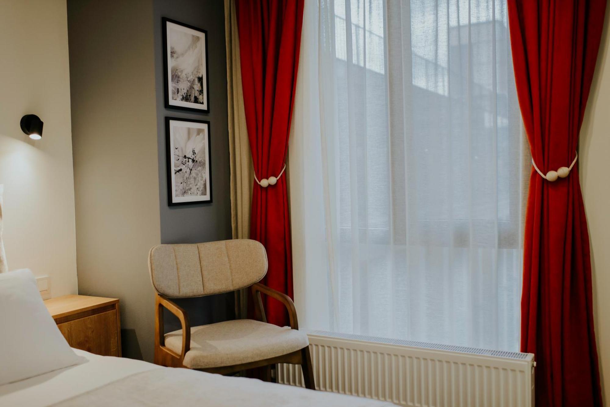 Skyline Luxury Suites Τυφλίδα Εξωτερικό φωτογραφία